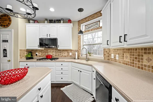 $849,999 | 5505 Altenbury Loop, Gainesville, VA 20155