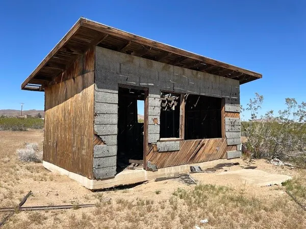 $69,900 | 216 Jesse Road, Landers, CA 92285