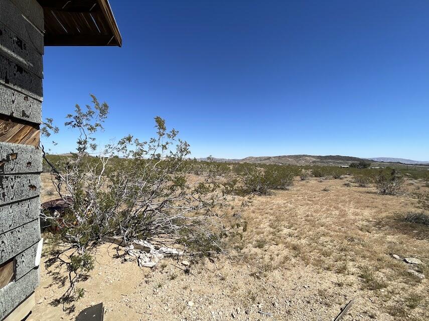 216 Jesse Road Landers, CA 92285 - Photo 23 of 26 Jesse Cabin 6