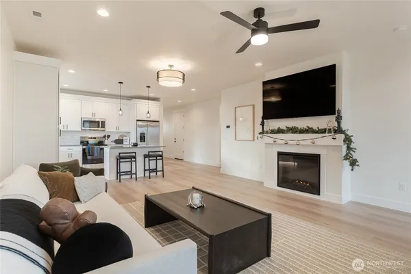 $593,300 | 2566 5th Street Southeast, East Wenatchee, WA 98802