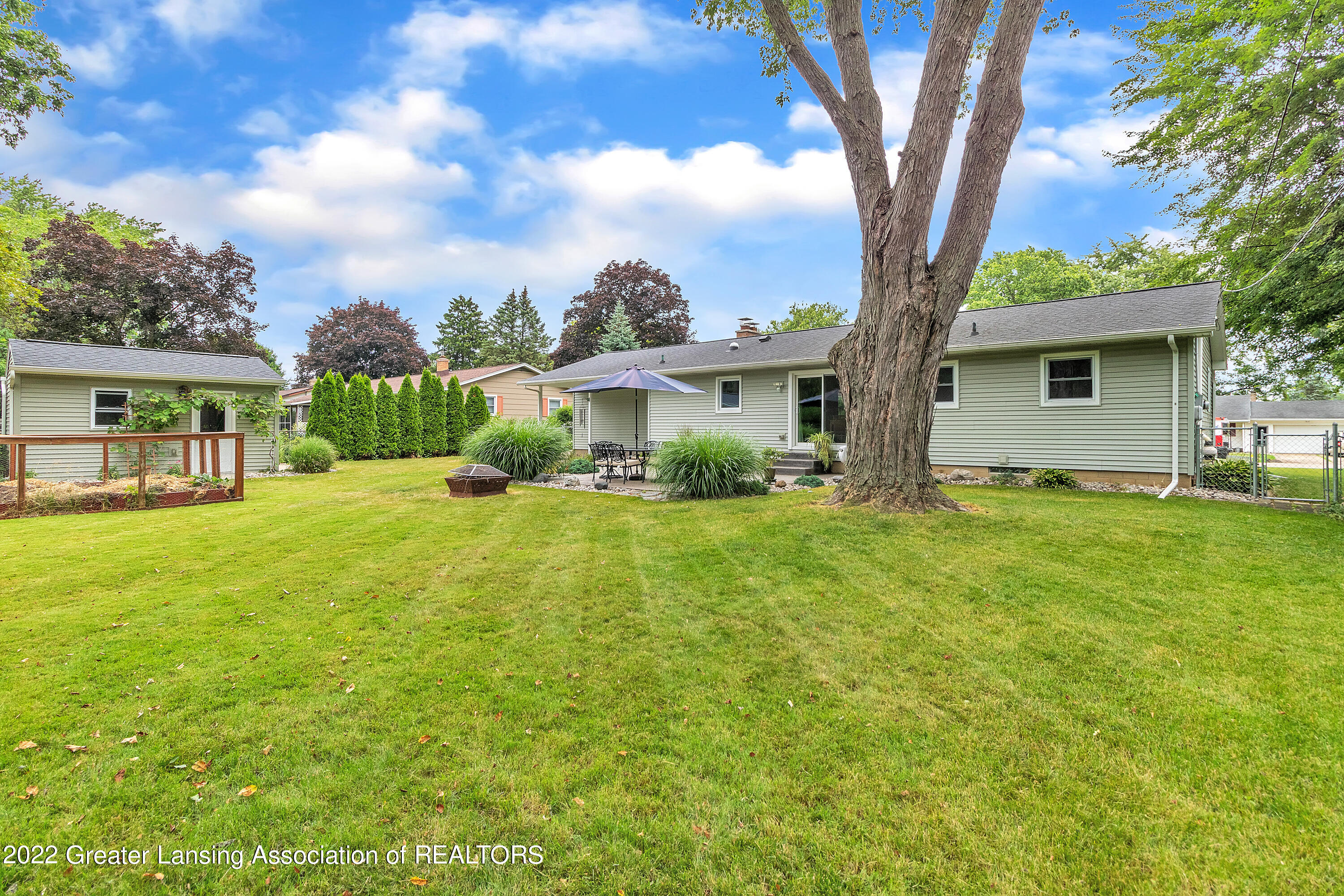 7511 Yorktown Road Lansing, MI 48917 - Photo 36 of 38 40
