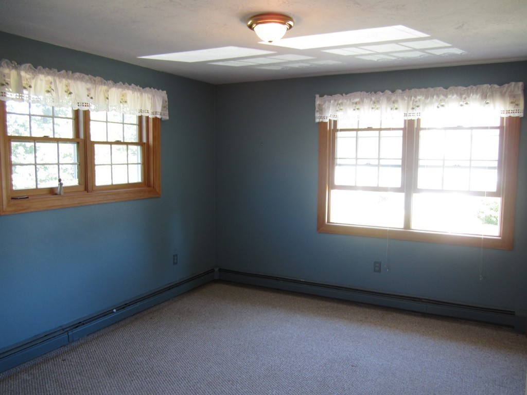 21 Westover Road Worcester, MA 01606 - Photo 23 of 30 Gallery Image 23