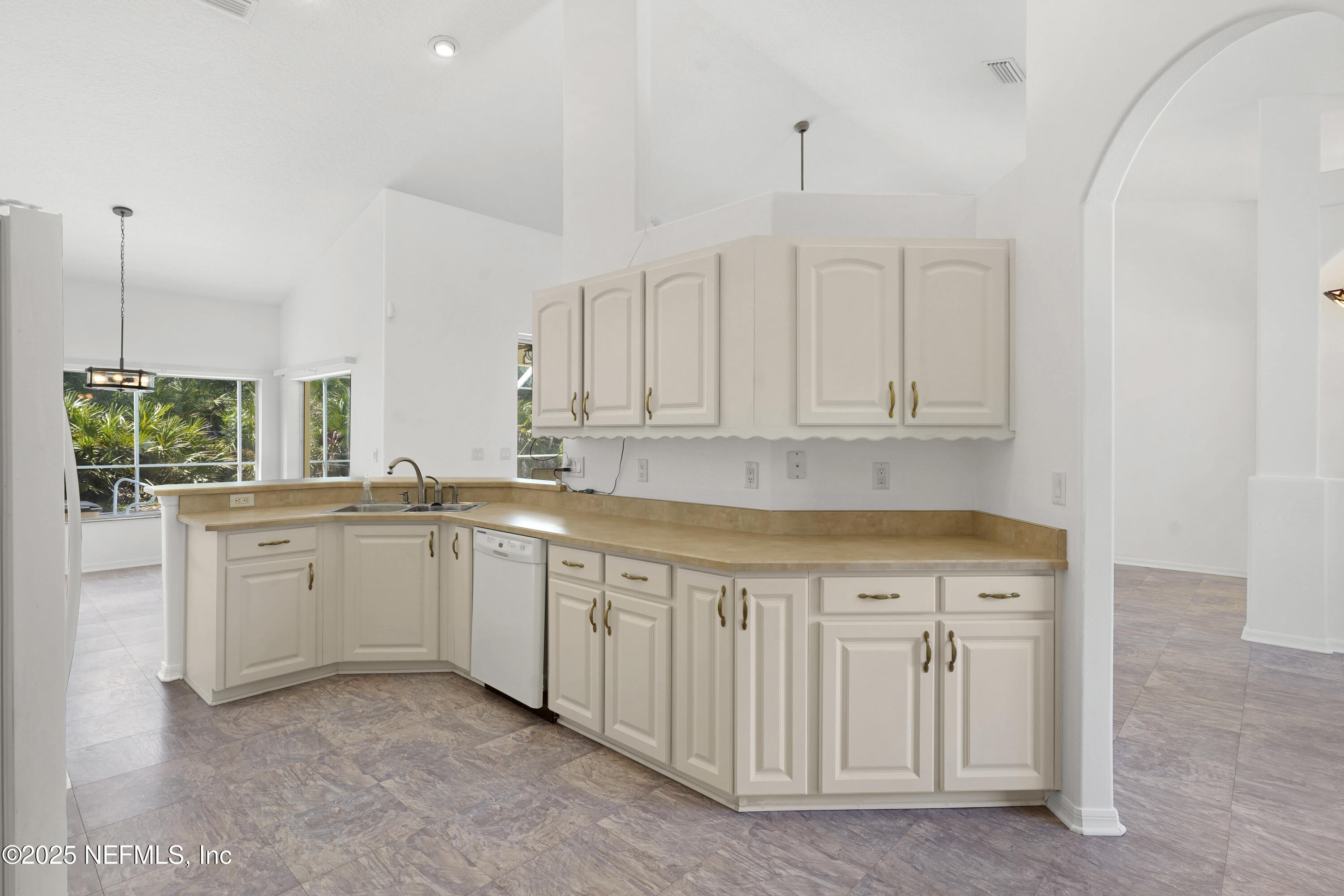 546 Sevilla Drive St. Augustine, FL 32086 - Photo 16 of 46 DSC02671