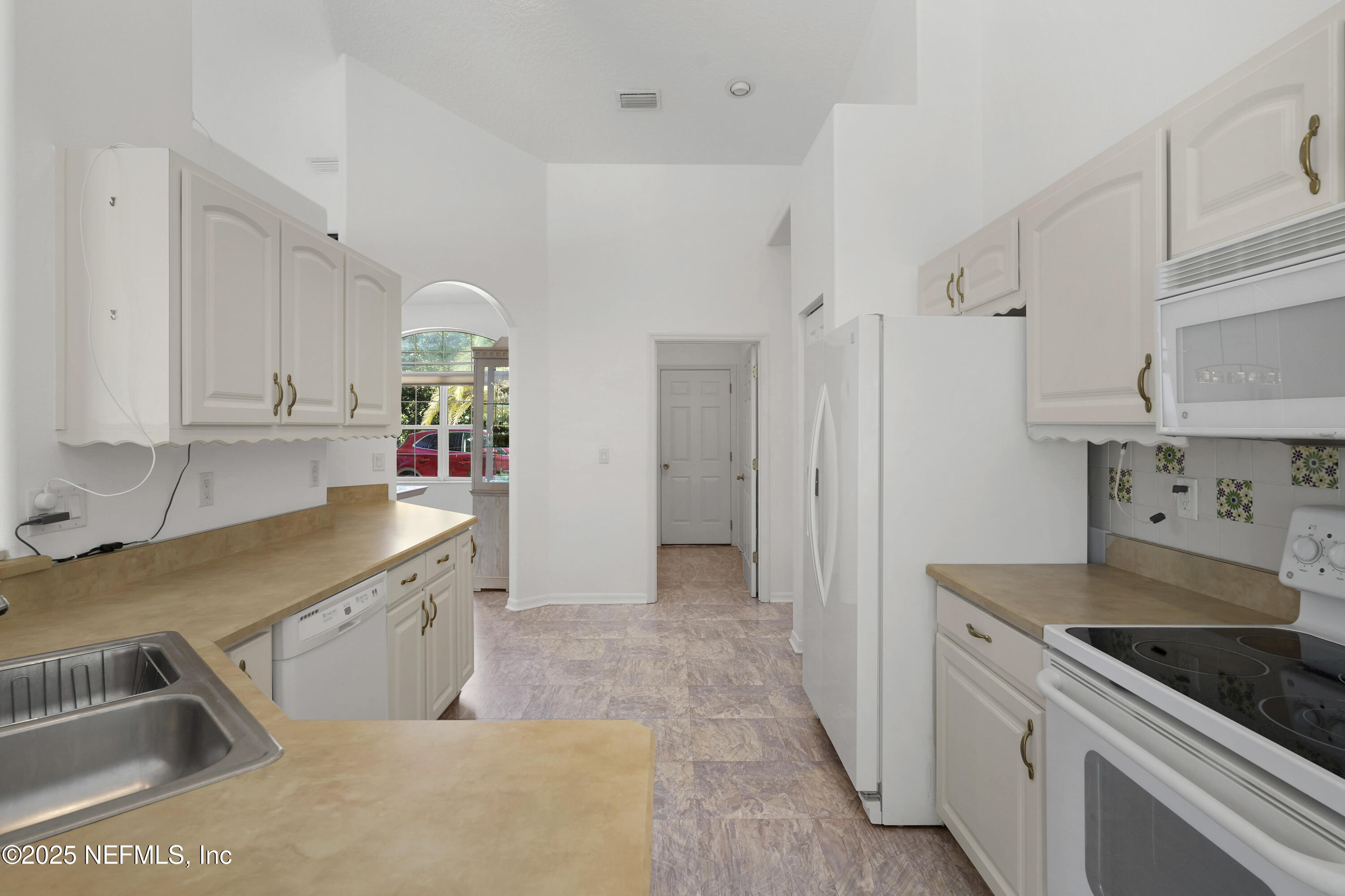 546 Sevilla Drive St. Augustine, FL 32086 - Photo 18 of 46 DSC02664