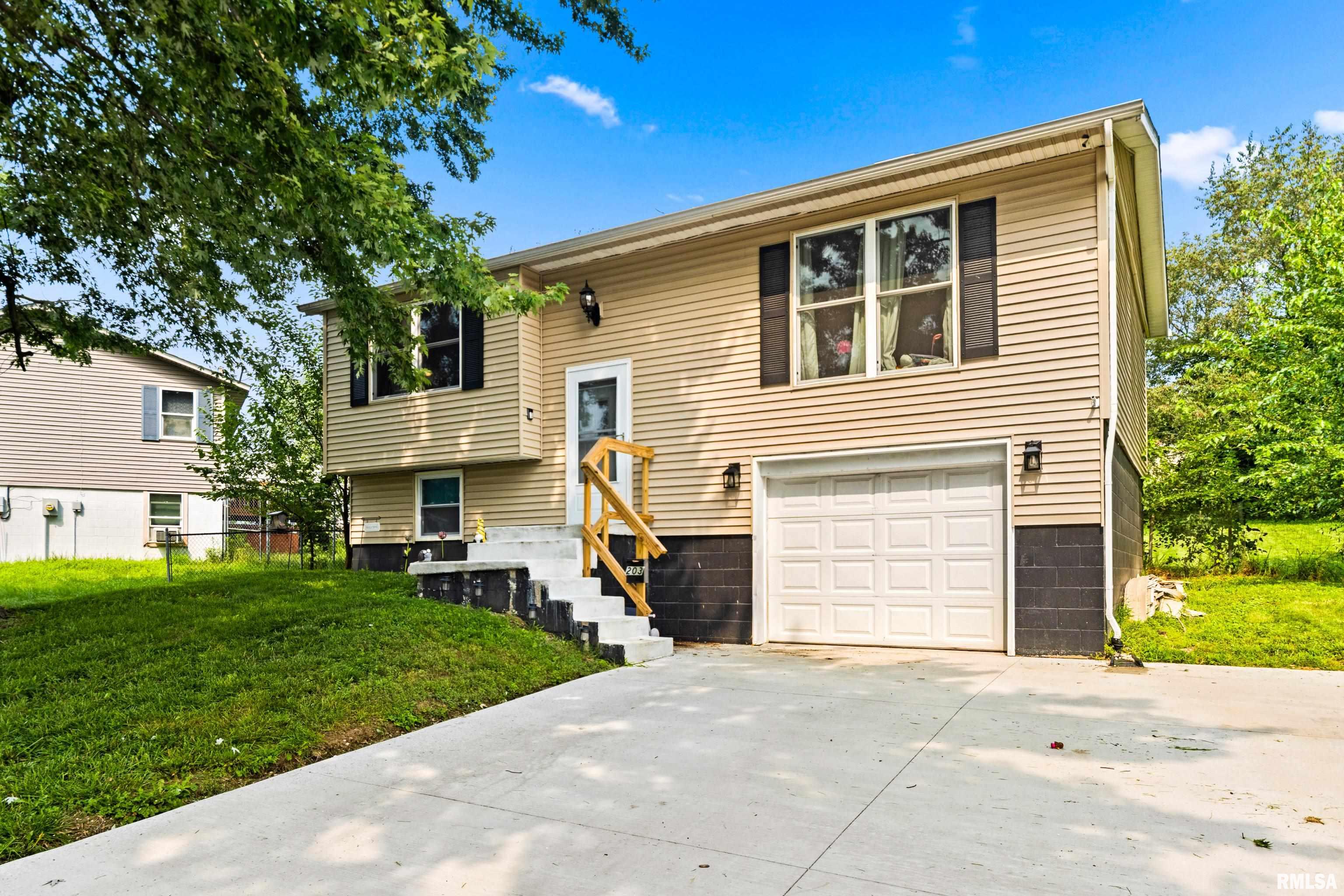 203 Douglas Road Marquette Heights, IL 61554 - Photo 2 of 24 Gallery Image 2