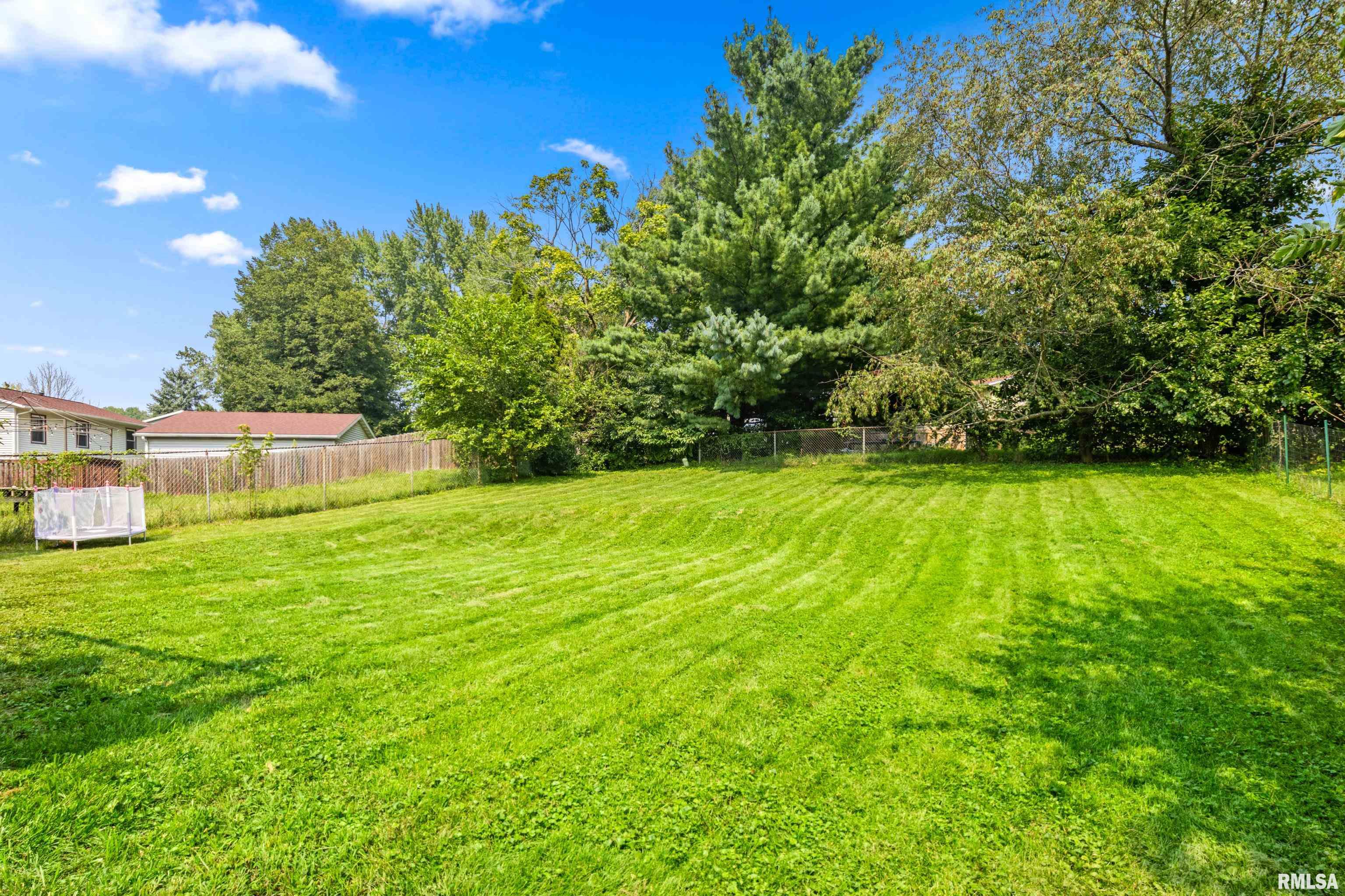 203 Douglas Road Marquette Heights, IL 61554 - Photo 21 of 24 Gallery Image 21