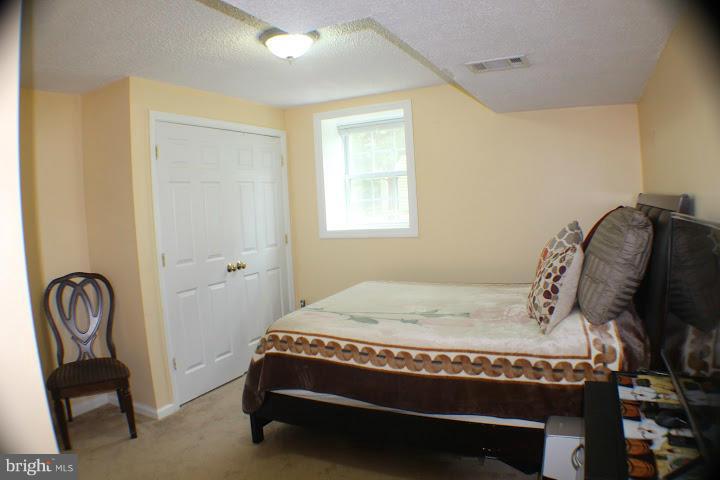 4523 Samuels Pine Road Chantilly, VA 20151 - Photo 5 of 20 Bedroom 3