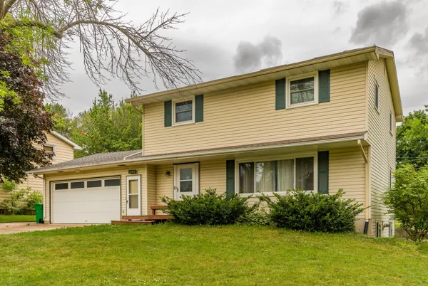 $259,900 | 1402 Southview Lane, Albert Lea, MN 56007