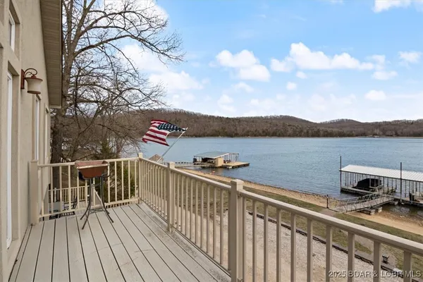 135 Windy Cove, Roach, MO 65787