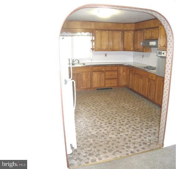 722 Creek Road Kennett Square, PA 19348 - Photo 11 of 14 Kitchen
