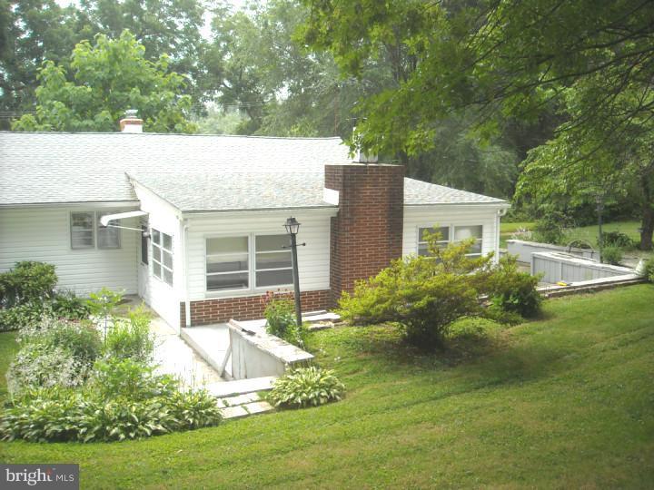 722 Creek Road Kennett Square, PA 19348 - Photo 5 of 14 Exterior Back
