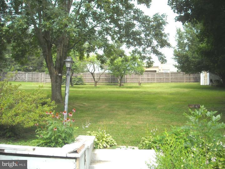 722 Creek Road Kennett Square, PA 19348 - Photo 6 of 14 Back Yard