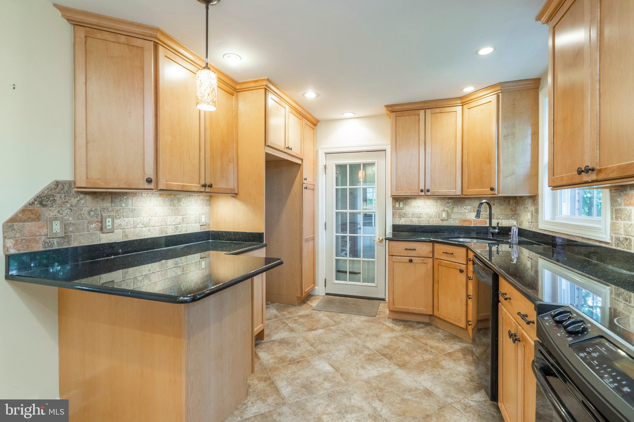 443 Red Fox Road Wayne, PA 19087 - Photo 16 of 54