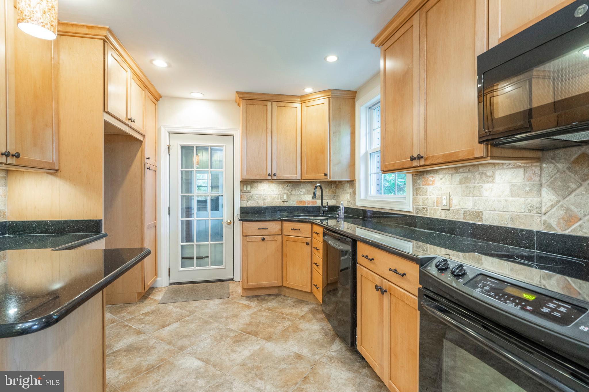 443 Red Fox Road Wayne, PA 19087 - Photo 19 of 54