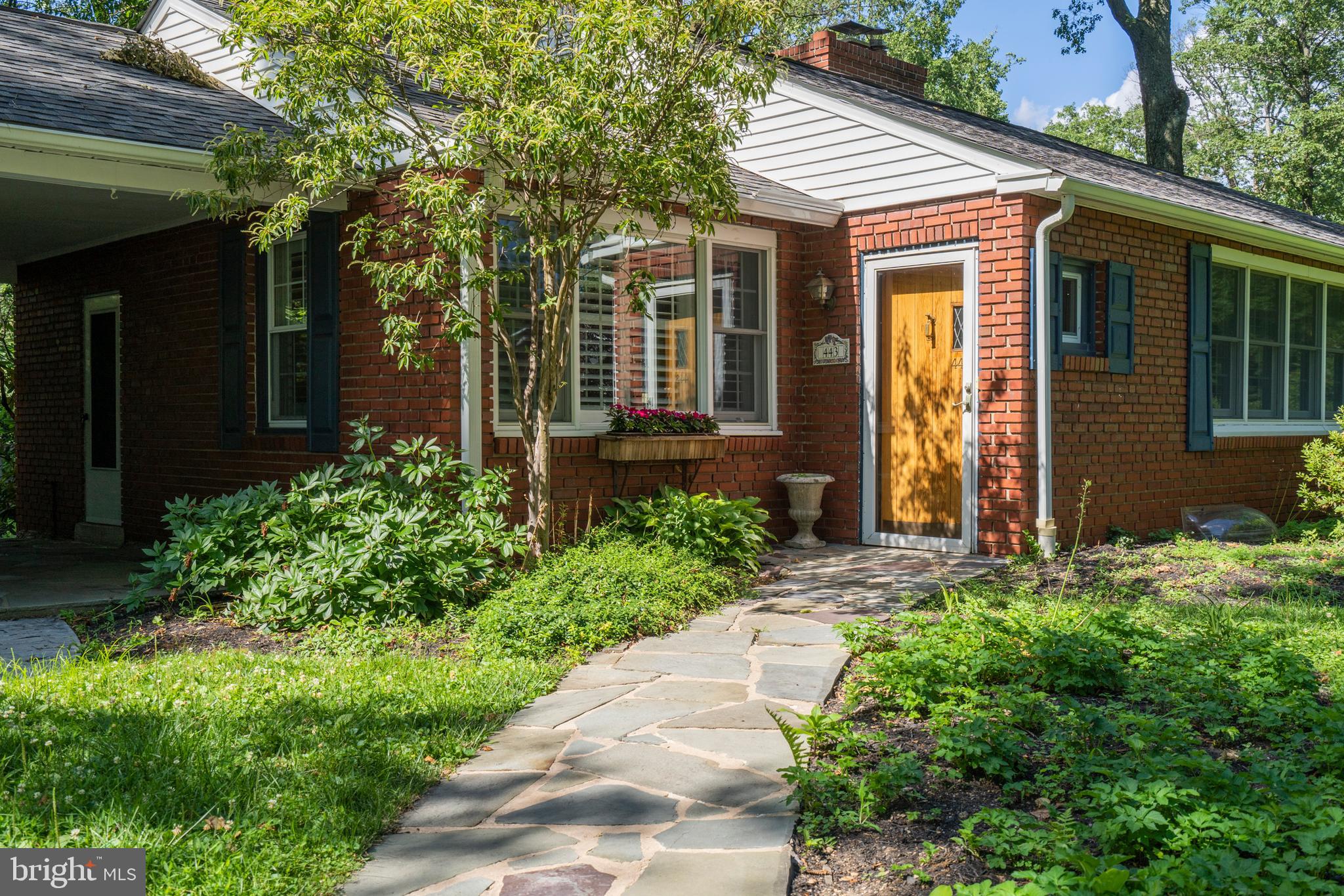 443 Red Fox Road Wayne, PA 19087 - Photo 7 of 54