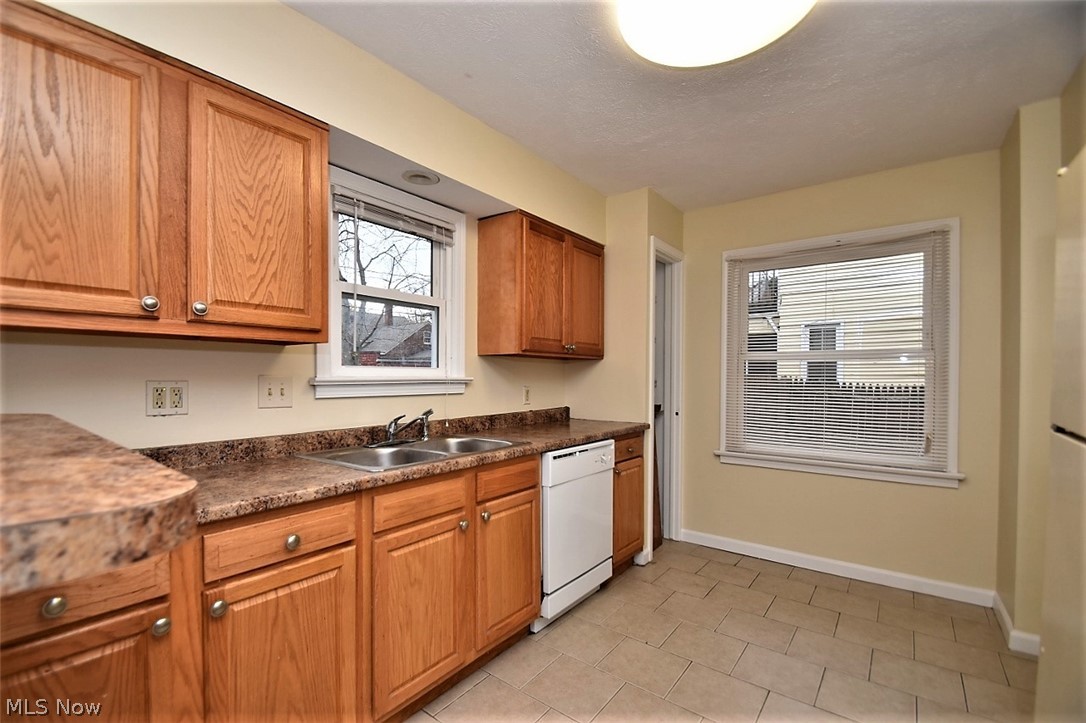 3758 Berkeley Road Cleveland Heights, OH 44118 - Photo 16 of 35