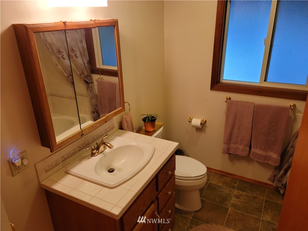 31933 Carpenter Road Sedro-Woolley, WA 98284 - Photo 15 of 35 Gallery Image 15