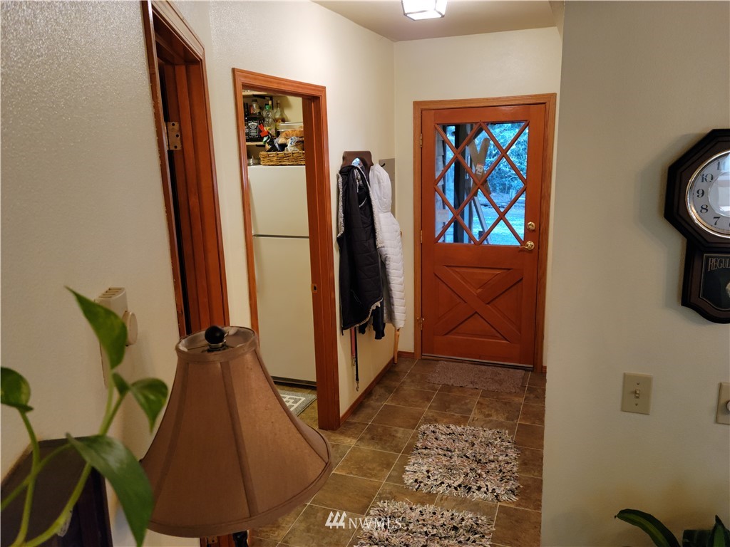 31933 Carpenter Road Sedro-Woolley, WA 98284 - Photo 6 of 35 Gallery Image 6
