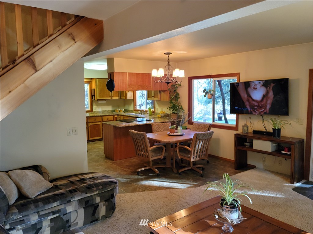 31933 Carpenter Road Sedro-Woolley, WA 98284 - Photo 8 of 35 Gallery Image 8