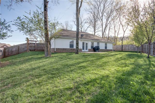 1046 Hummingbird Lane Spring Hill, TN 37174 - Photo 15 of 17 Gallery Image 15