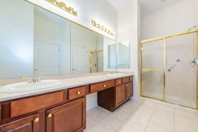 $545,000 | 511 4 Seasons Drive, Unit 511, Wayne, NJ 07470