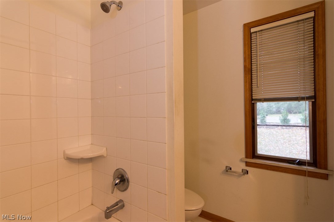 30200 Smithfield Road Chagrin Falls, OH 44022 - Photo 20 of 27