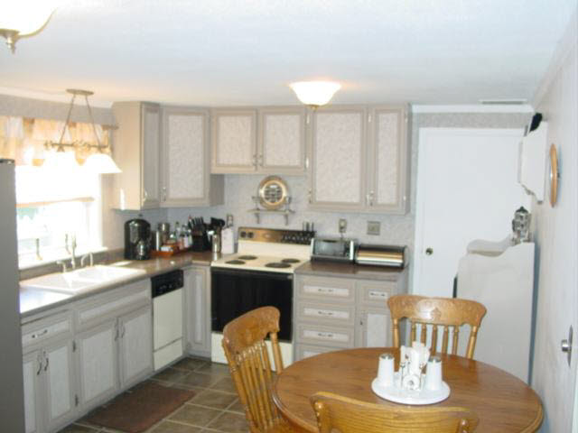 1775 South Packerton Road Winona Lake, IN 46590 - Photo 3 of 9 Gallery Image 3