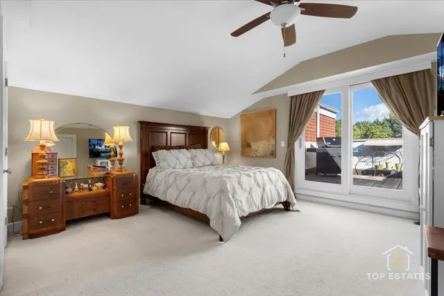 $869,000 | 3749 North Ashland Avenue, Unit 3S, Chicago, IL 60613