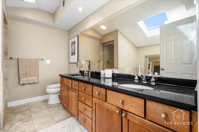 $869,000 | 3749 North Ashland Avenue, Unit 3S, Chicago, IL 60613