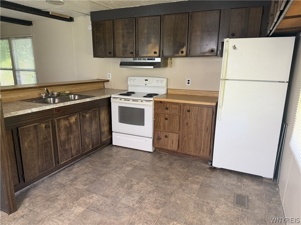 2379 Leicester Road Leicester, NY 14481 - Photo 4 of 22 Kitchen