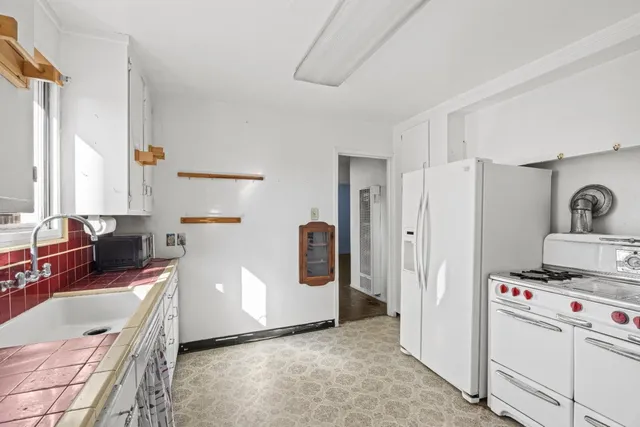 $1,150,000 | 400 Patricia Avenue, San Mateo, CA 94401