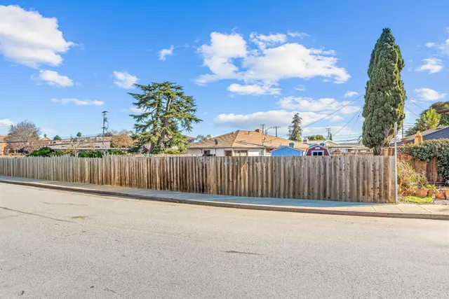 $1,150,000 | 400 Patricia Avenue, San Mateo, CA 94401
