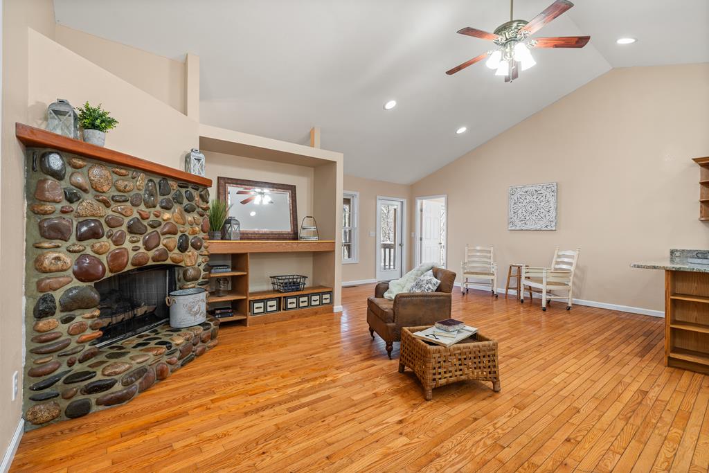 781 Fox Road Hiawassee, GA 30546 - Photo 18 of 43 Gallery Image 18