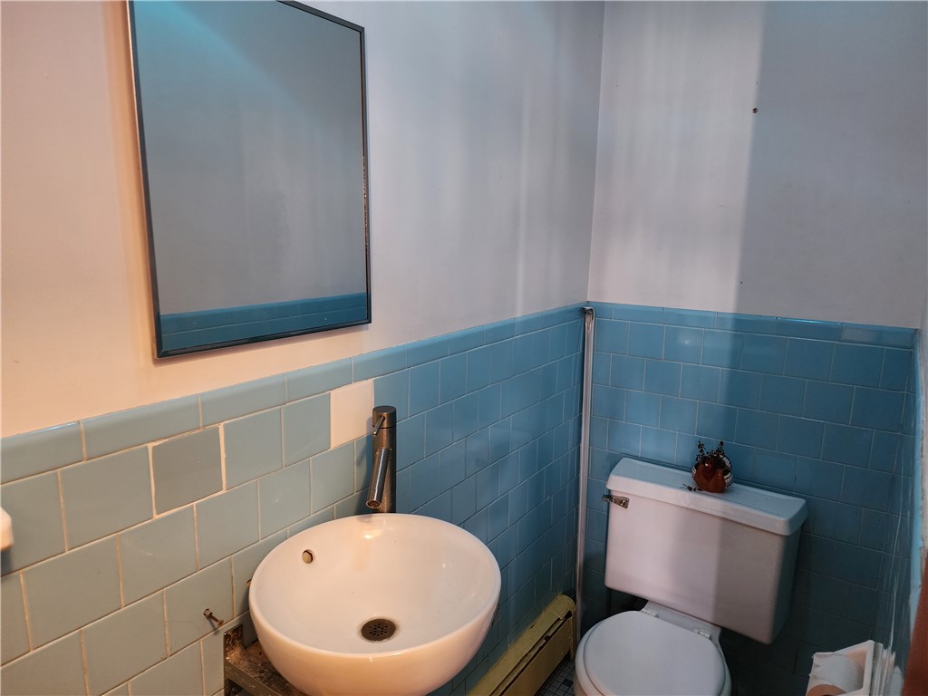 33 Pilla Drive Warwick, RI 02886 - Photo 11 of 32