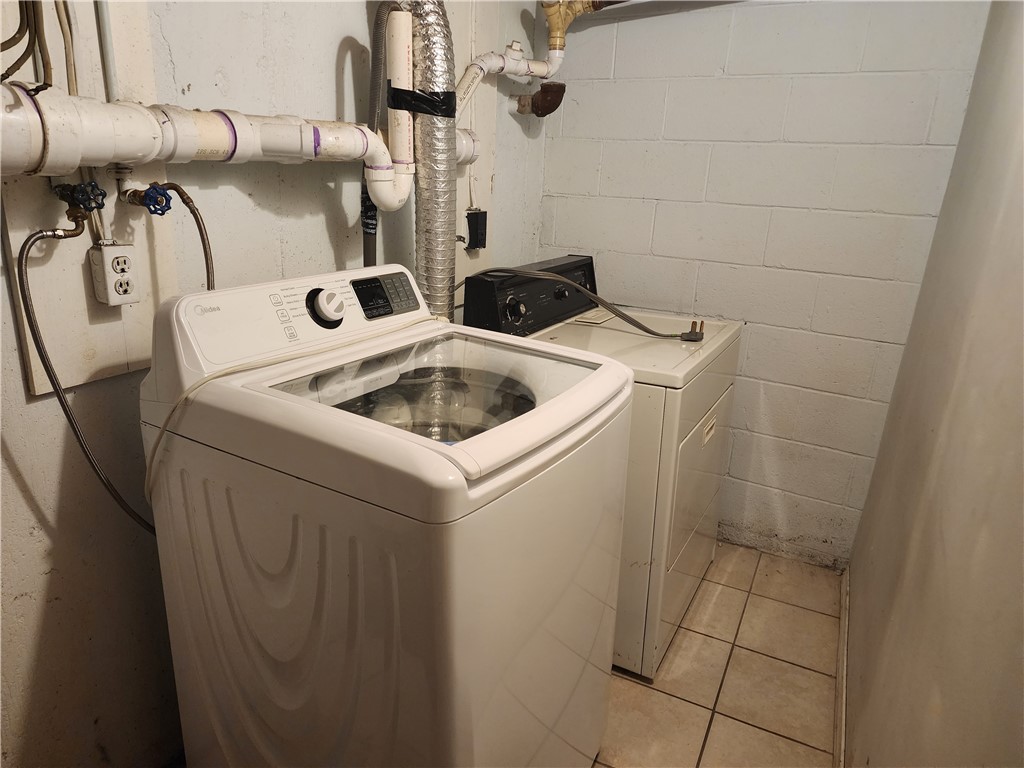 33 Pilla Drive Warwick, RI 02886 - Photo 27 of 32