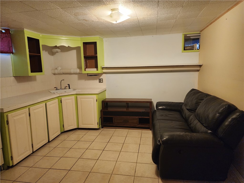 33 Pilla Drive Warwick, RI 02886 - Photo 28 of 32