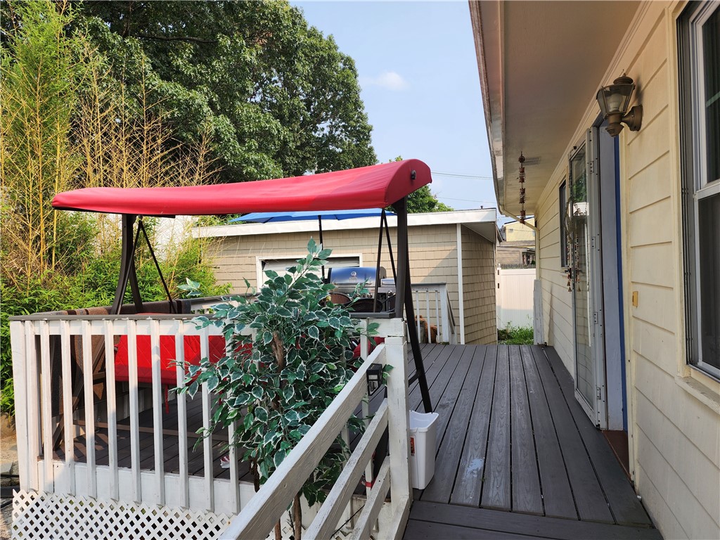 33 Pilla Drive Warwick, RI 02886 - Photo 9 of 32