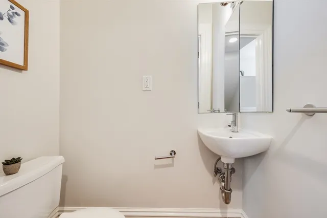 a close up view of a washer and dryer