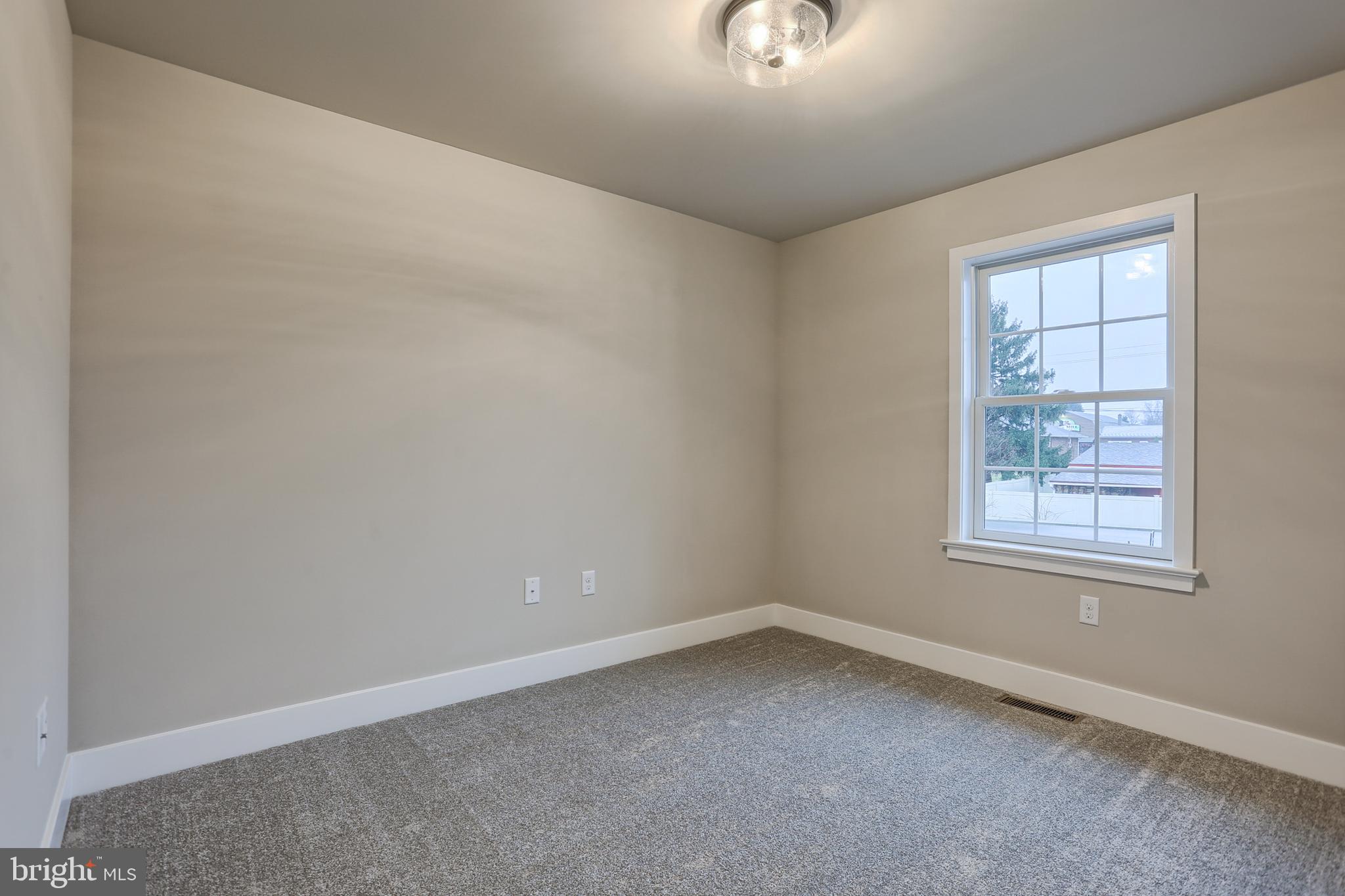 16 Rolling Meadow Road Lebanon, PA 17046 - Photo 13 of 21 an empty room with a window