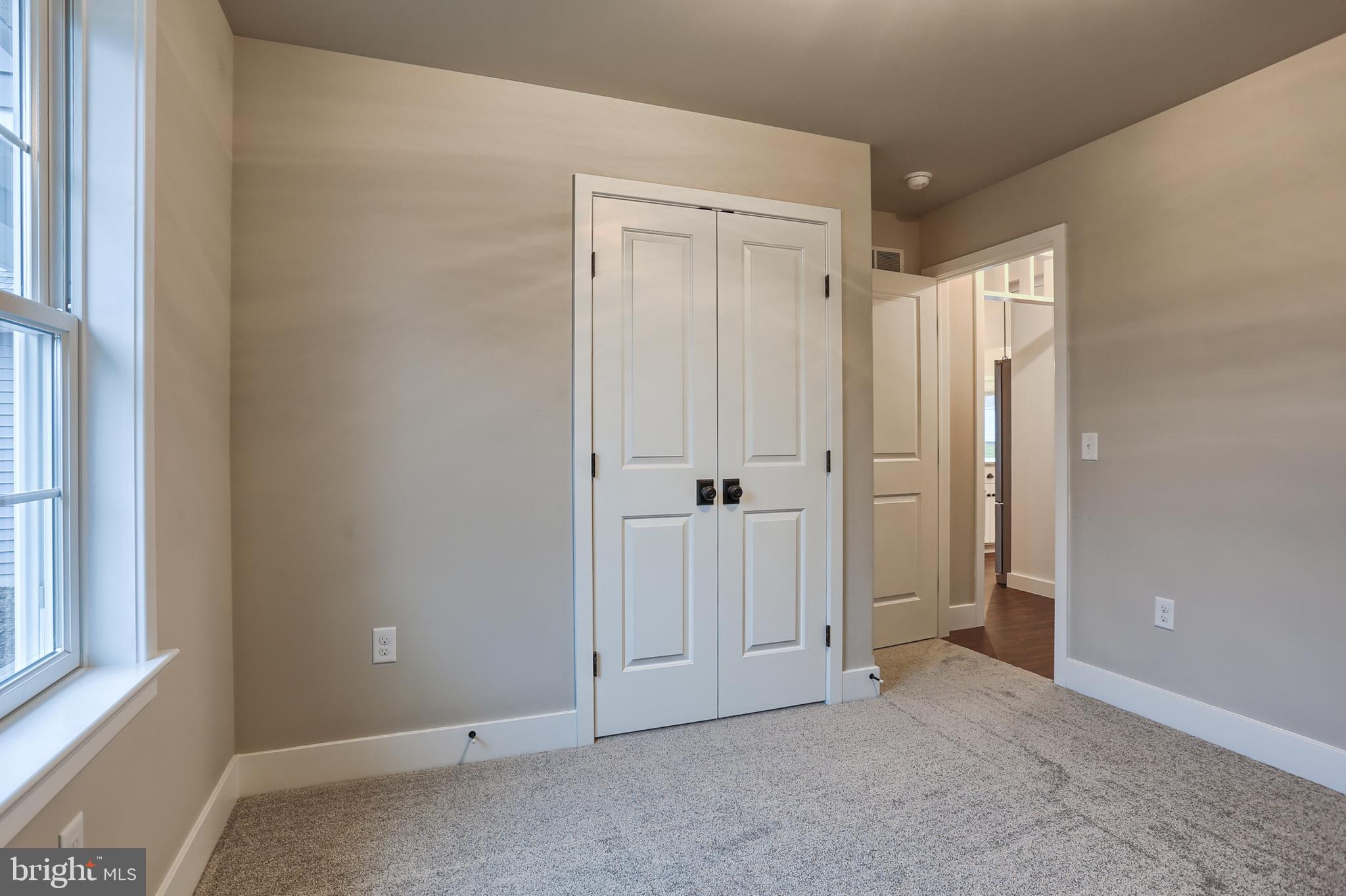 16 Rolling Meadow Road Lebanon, PA 17046 - Photo 14 of 21 an empty room with a window