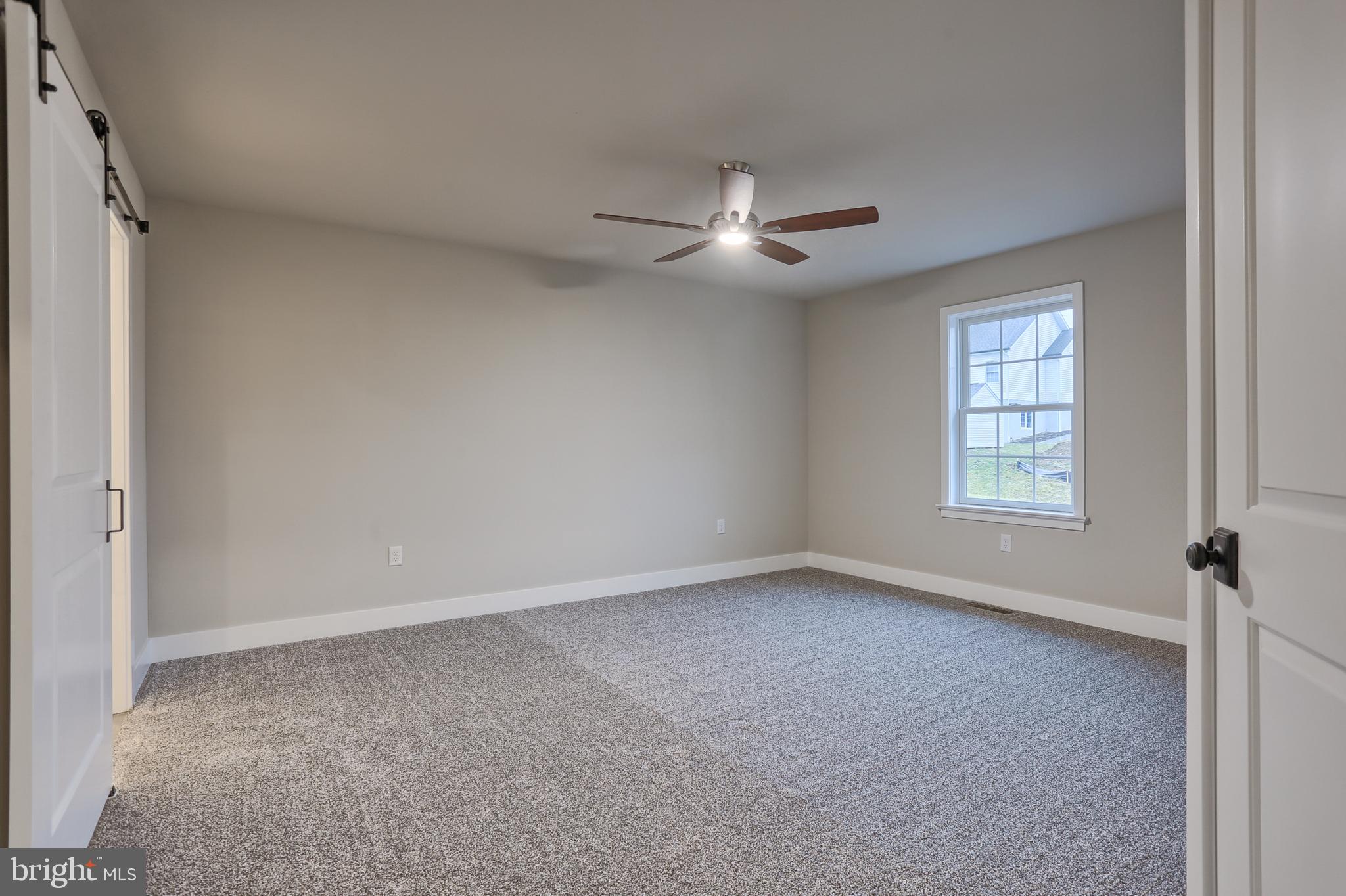 16 Rolling Meadow Road Lebanon, PA 17046 - Photo 16 of 21 a view of empty room with ceiling fan