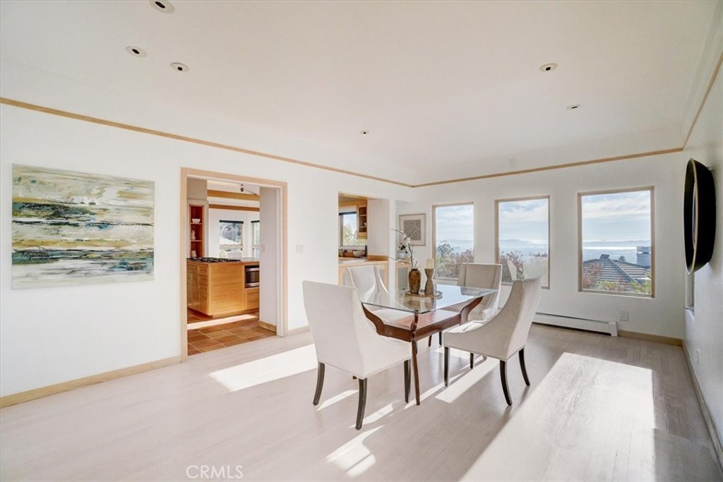 95 Hiller Drive Oakland, CA 94618 - Photo 16 of 58 Dining room off of kitchen