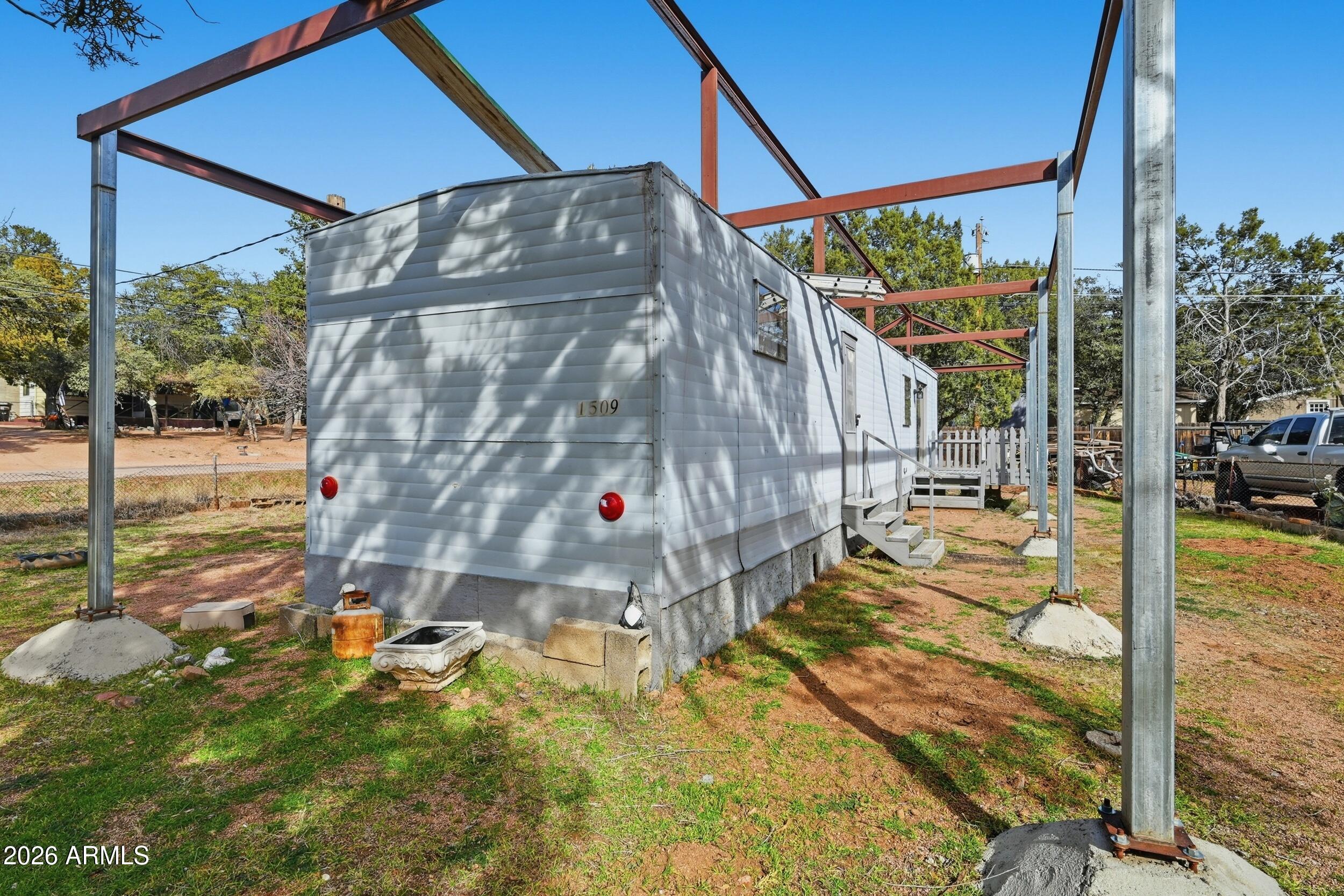 1509 North Mitchell Drive Payson, AZ 85541 - Photo 4 of 28 4_0e3725cc-509d-488d-b299-b56985950f67