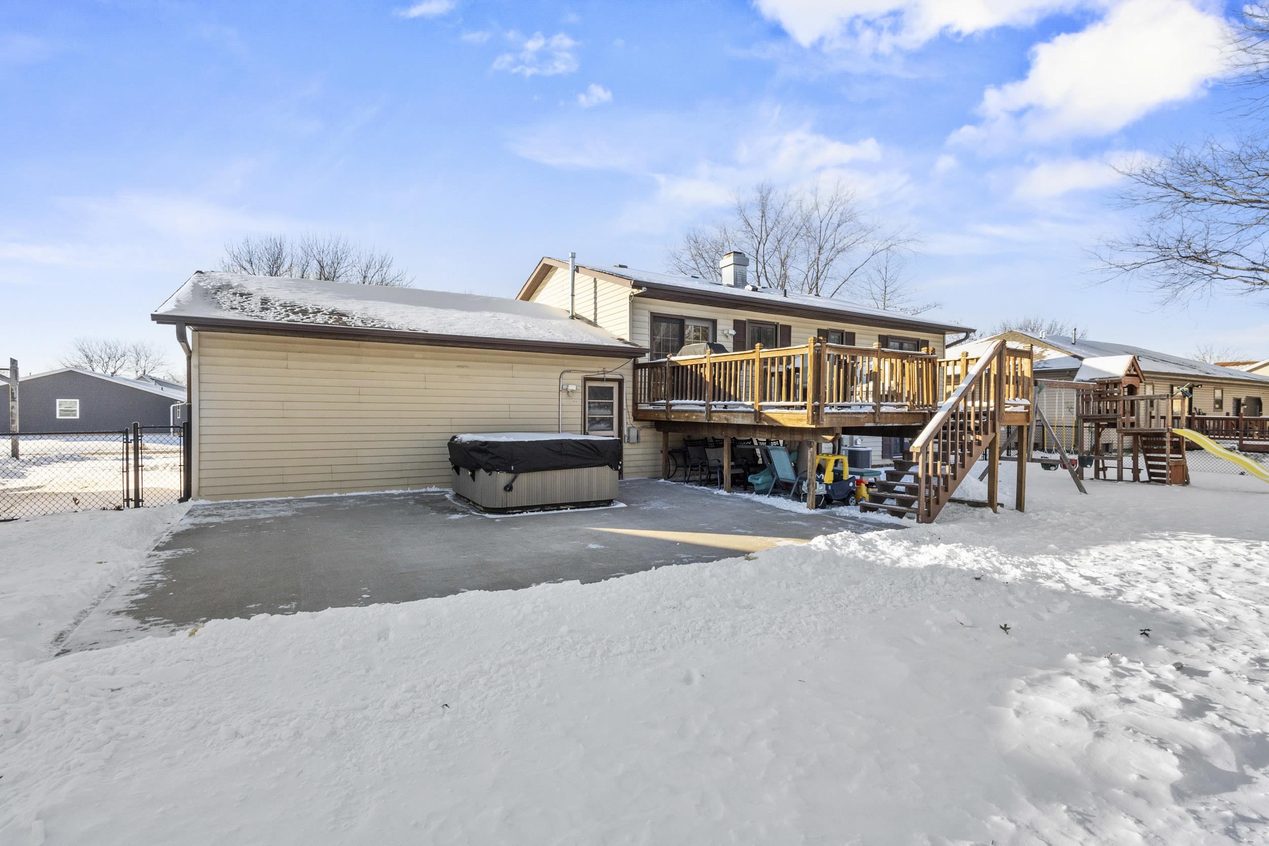 1259 Bartlein Court Menasha, WI 54952 - Photo 36 of 43