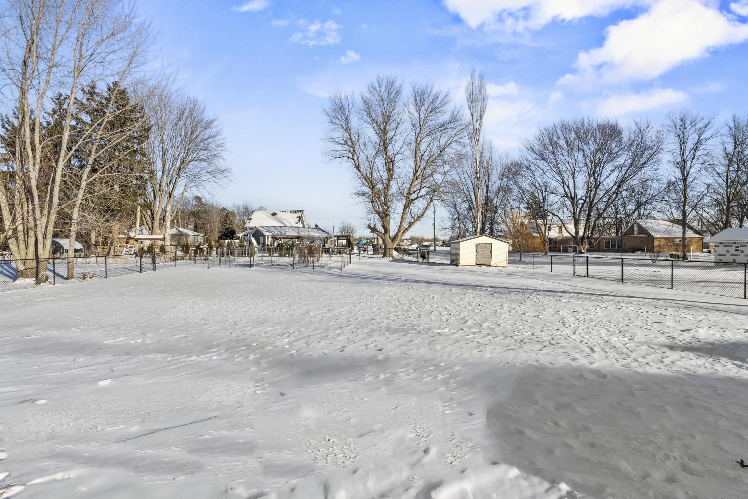 1259 Bartlein Court Menasha, WI 54952 - Photo 39 of 43