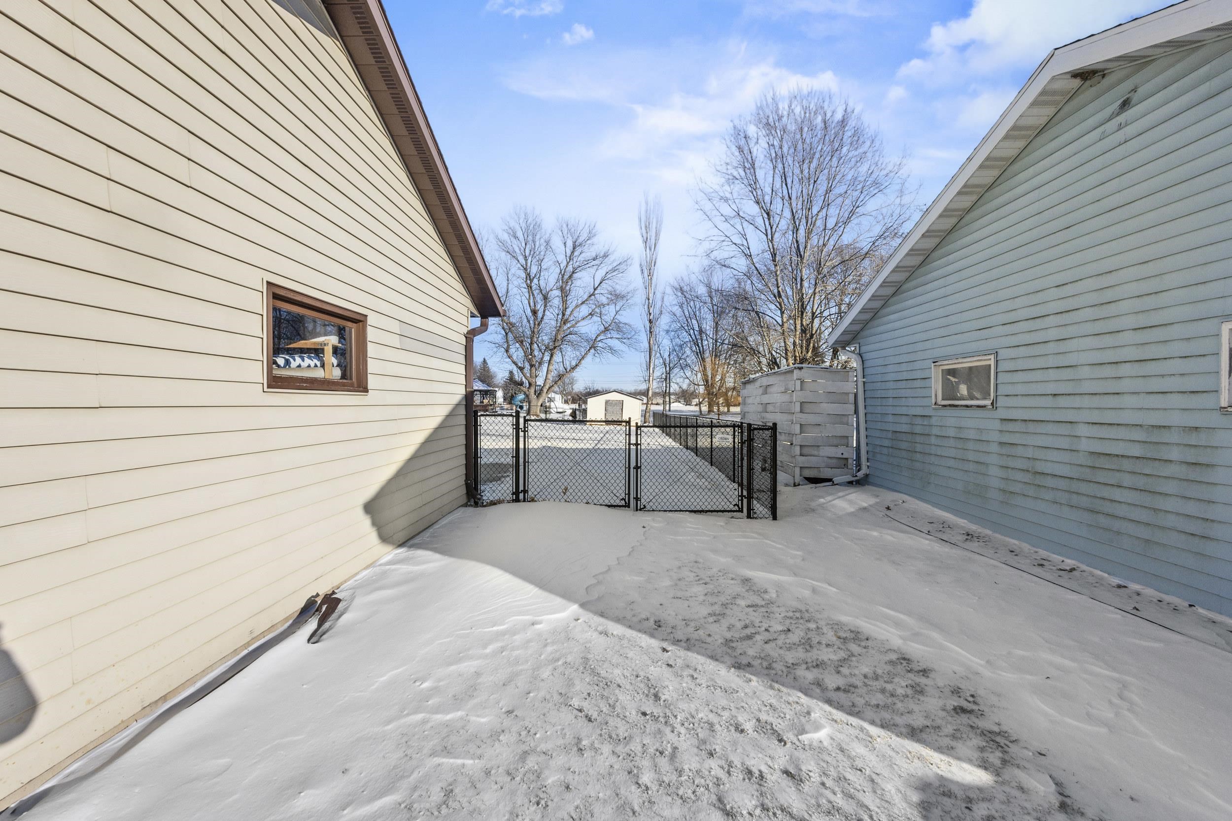 1259 Bartlein Court Menasha, WI 54952 - Photo 41 of 43