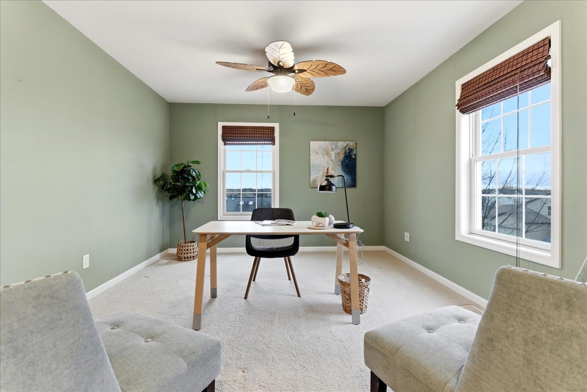 5101 Londonderry Road Bloomington, IL 61705 - Photo 15 of 32 Gallery Image 15
