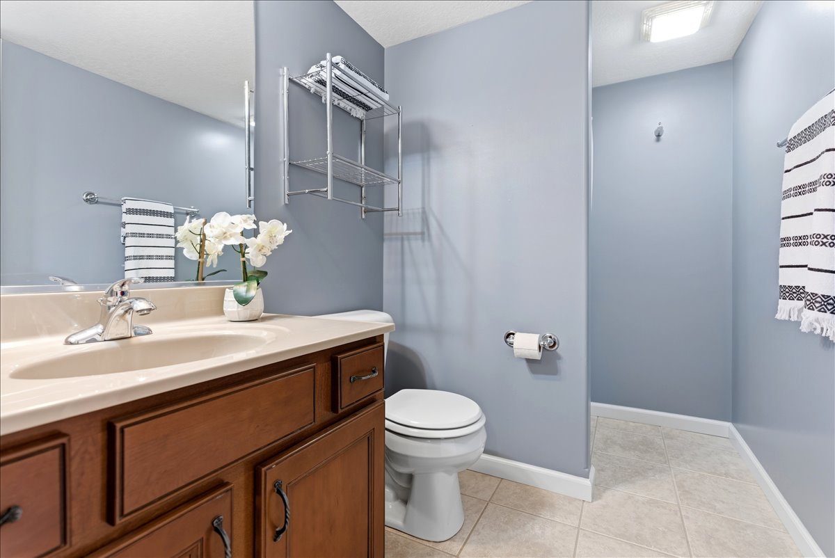 5101 Londonderry Road Bloomington, IL 61705 - Photo 25 of 32 Gallery Image 25
