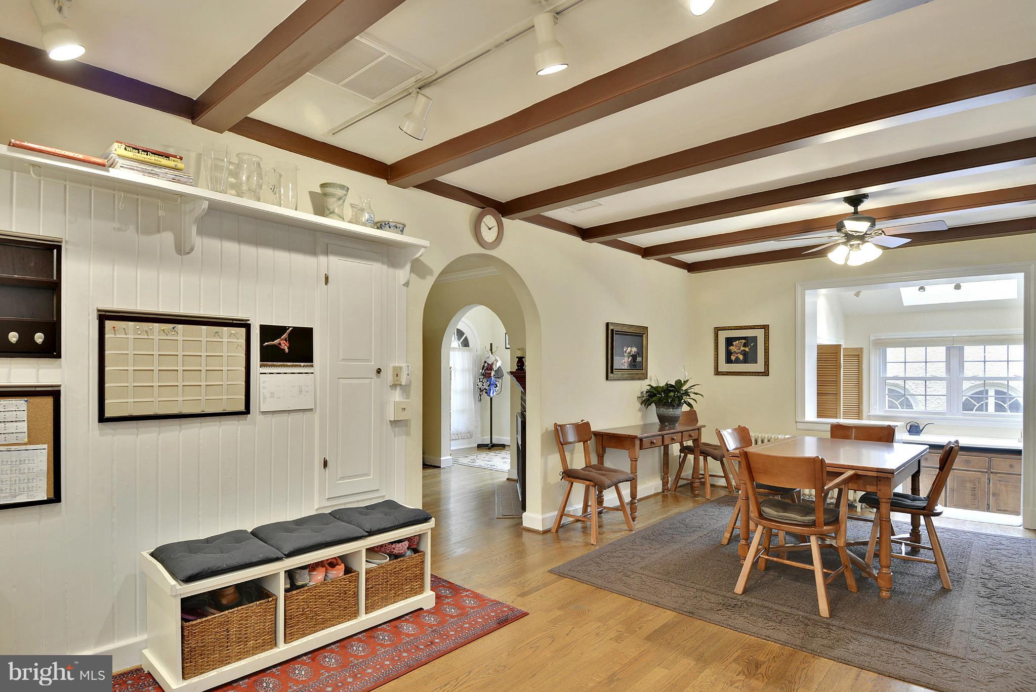 7113 Oxford Road Baltimore, MD 21212 - Photo 5 of 30 Dining Room