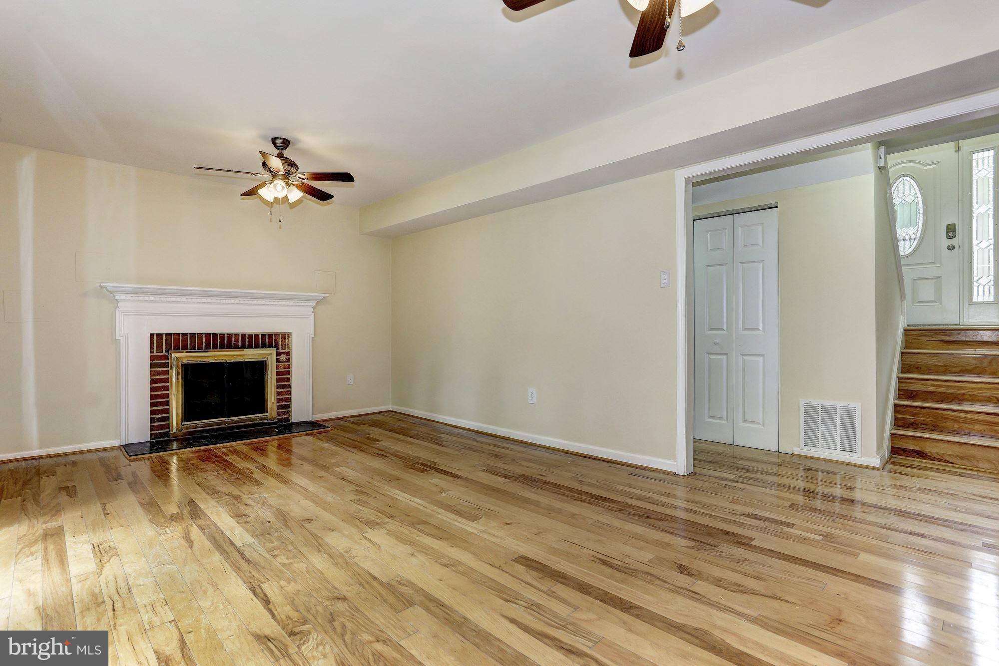 5977 Grand Banks Road Columbia, MD 21044 - Photo 11 of 23 Family Room